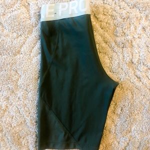 Nike: Women’s 8” Shorts